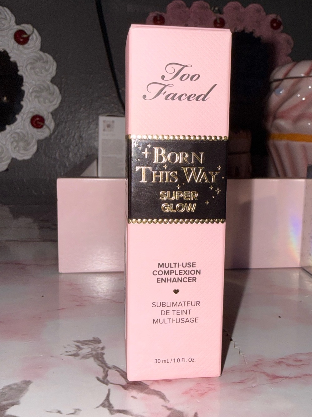 Too Faced Born This Way Super Glow - Multi Use Complexion Enhancer